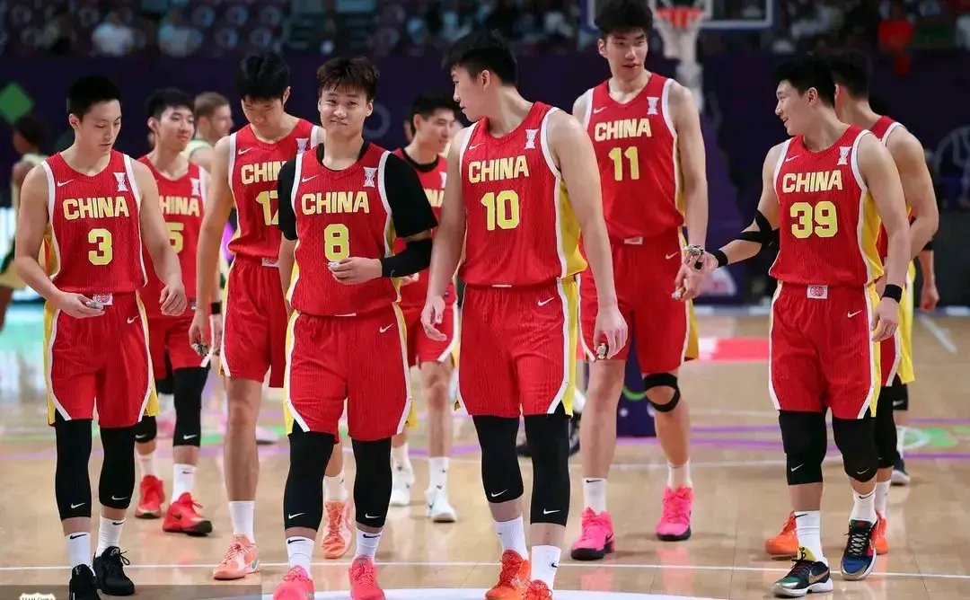 烽烟初起的, 聚力的内核, 当澳大利亚 烽烟初起的, 聚力的内核, 当澳大利亚