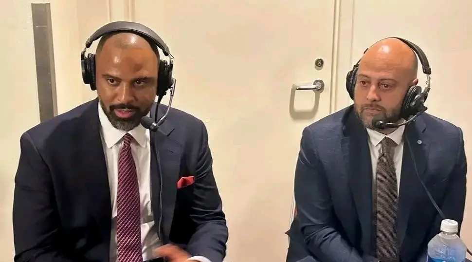 质都是前锋, 间触及第一