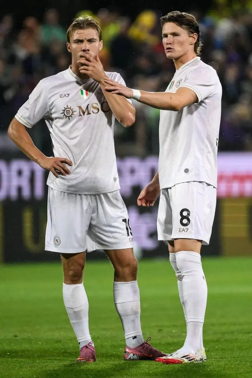 伊伦成长, 感谢曼联