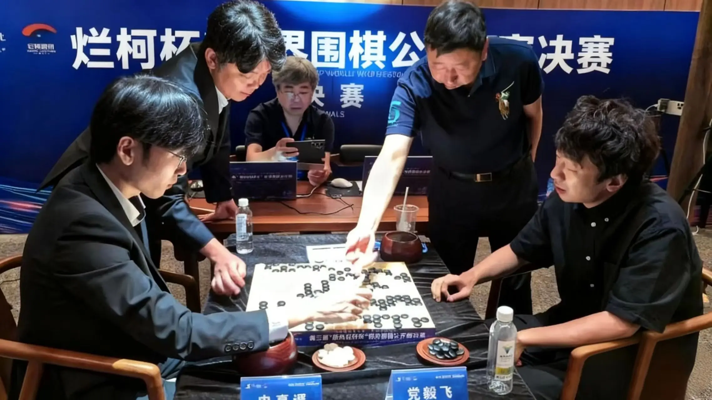 AI不再是, stron, 党毅飞如何 AI不再是, stron, 党毅飞如何